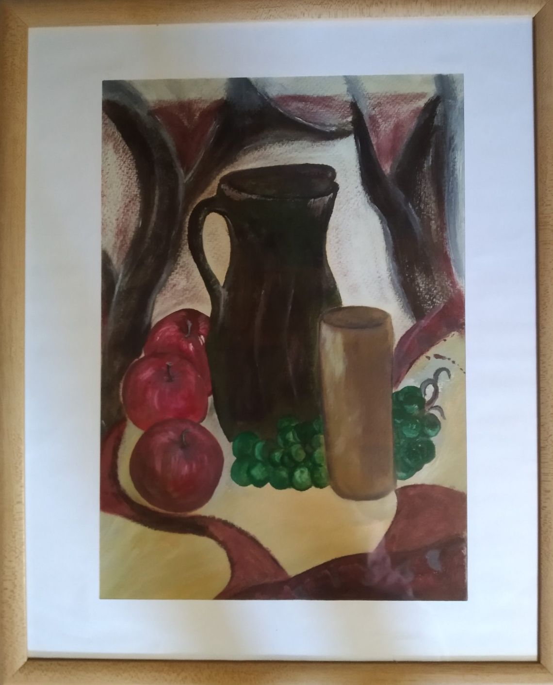 Caneca com maçãs